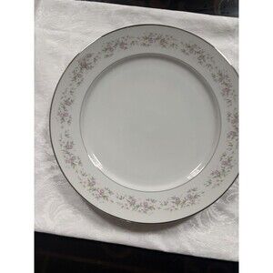 GLA Maria Pattern DINNER PLATE (Round: 10 1/8 inches)